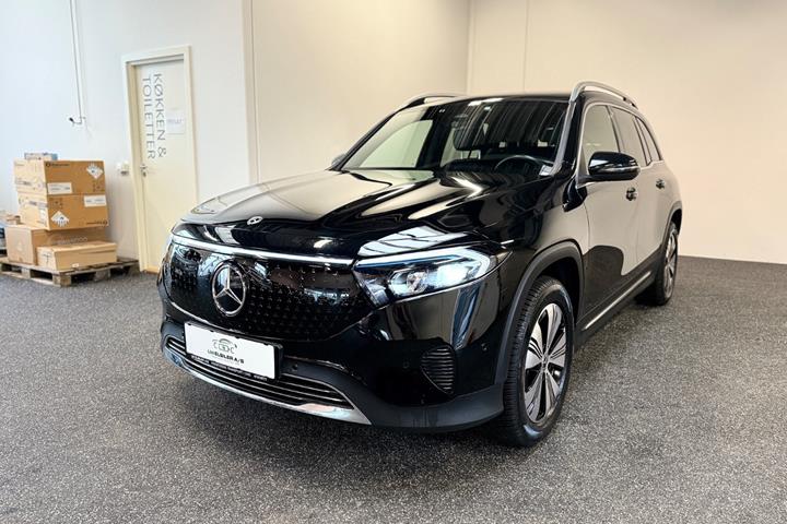 Sort Mercedes EQB250+ fra 2024