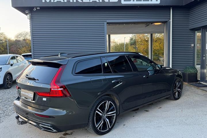 Brun Volvo V60 fra 2021