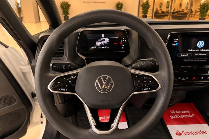 Hvid VW ID.Buzz fra 2024