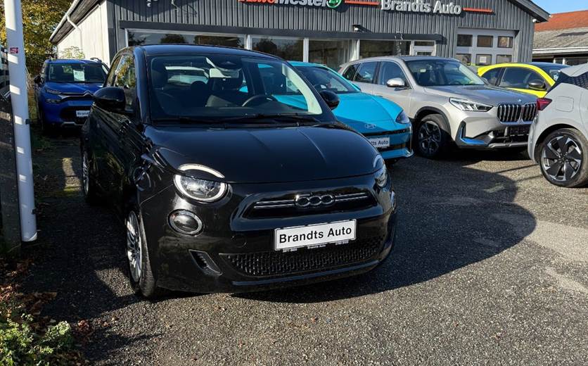 Fiat 500e 24 Action