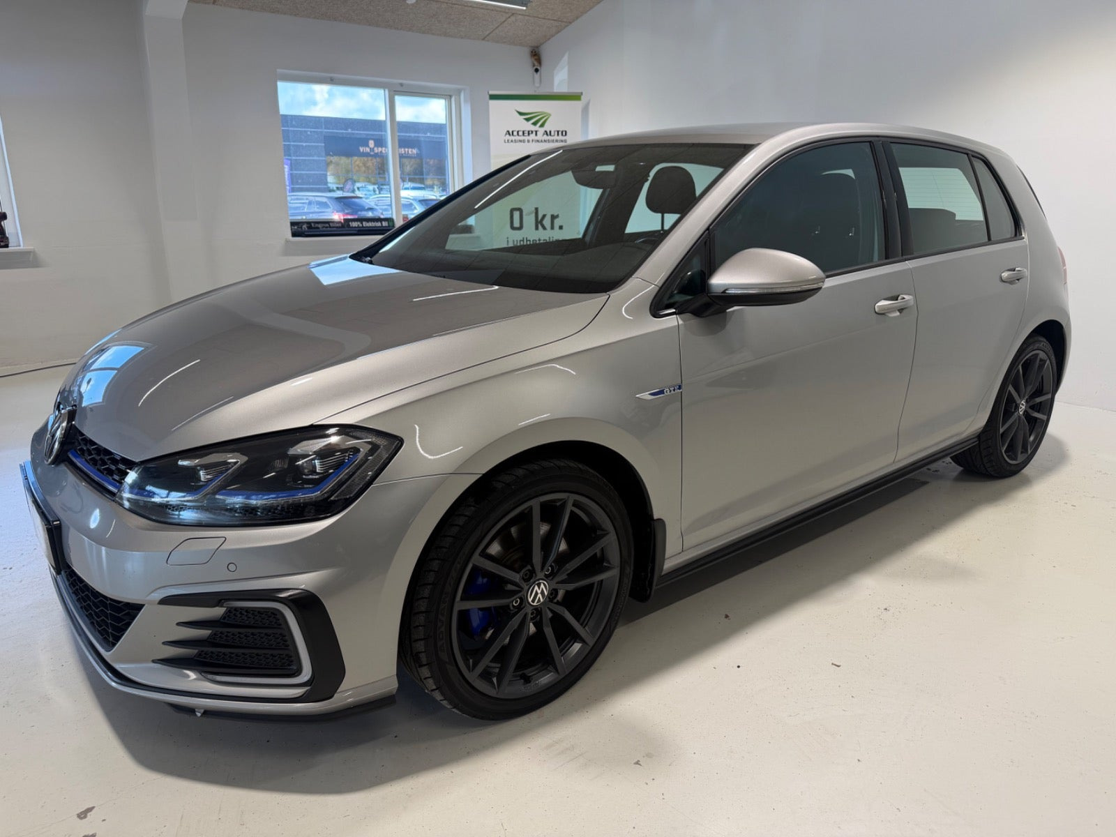 Sølv VW Golf VII fra 2020