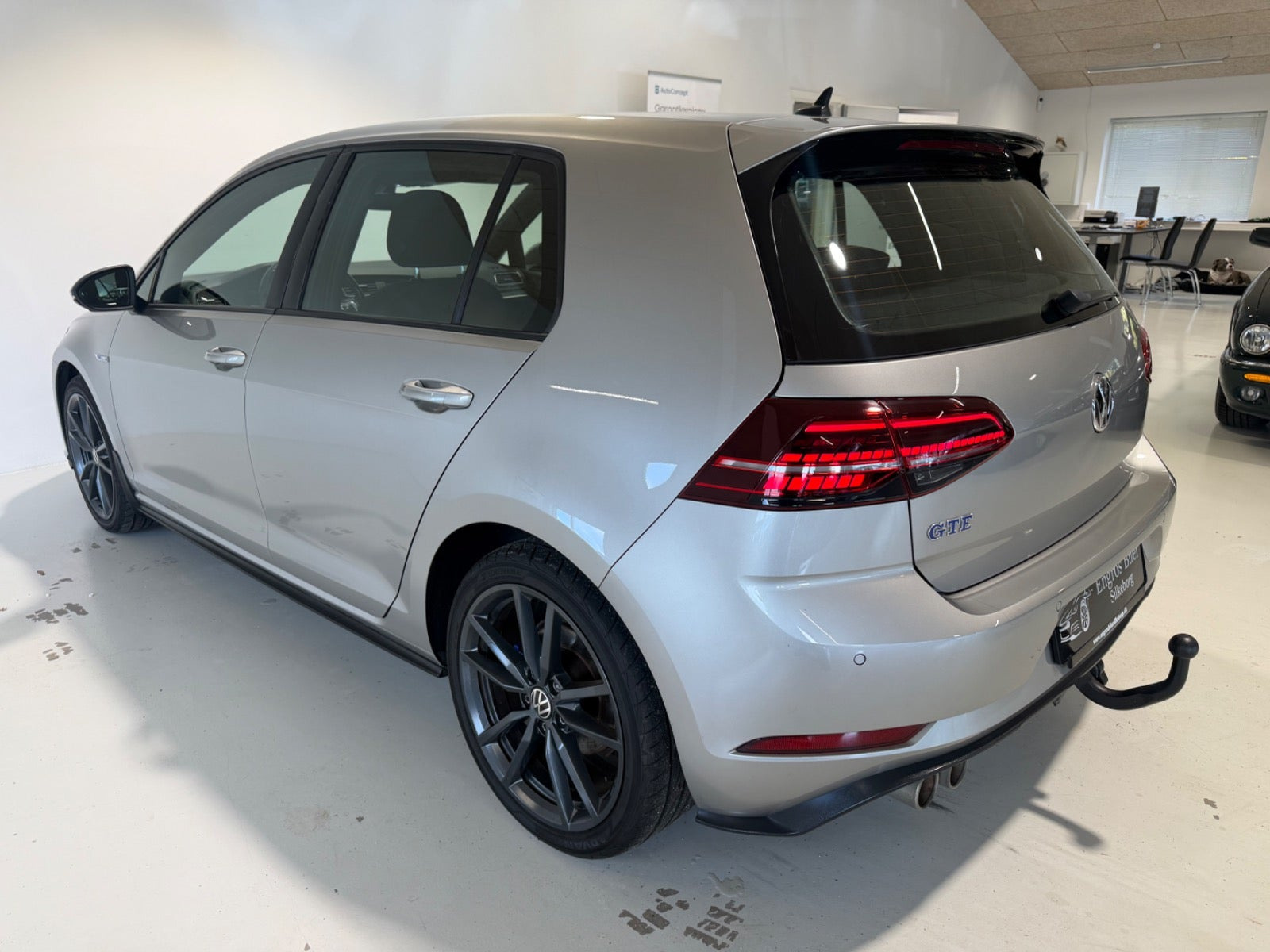 Sølv VW Golf VII fra 2020