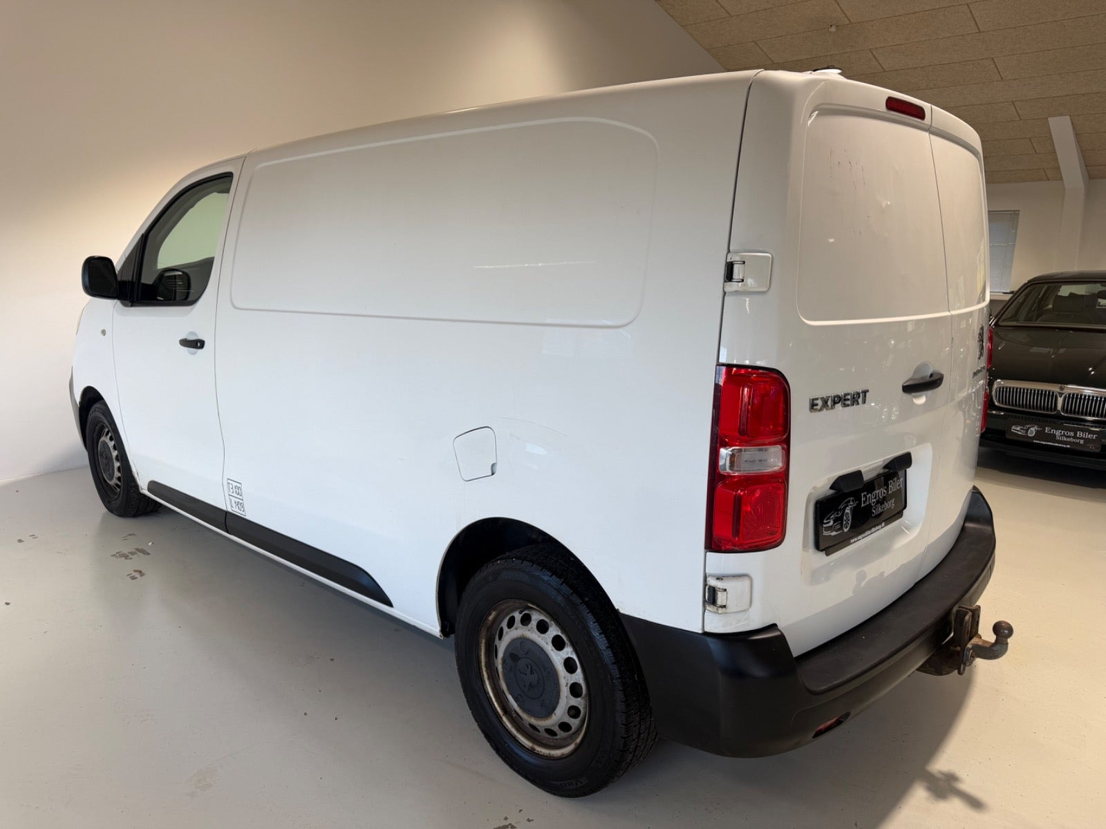 Hvid Peugeot Expert fra 2016