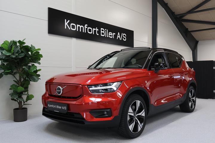 Rød Volvo XC40 fra 2021
