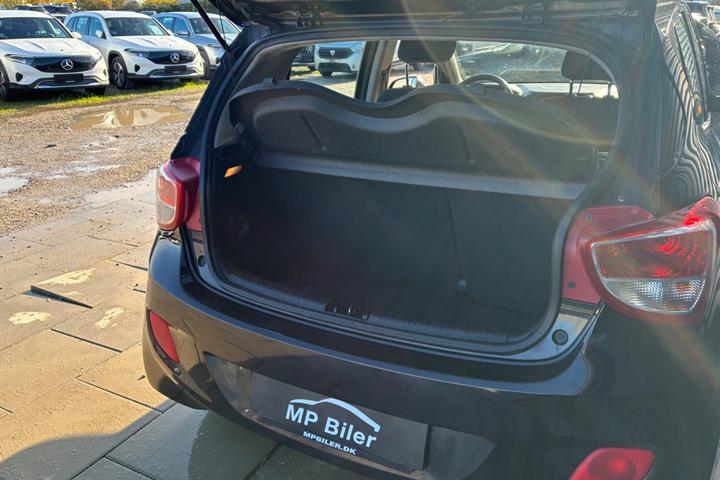 Sort Hyundai i10 fra 2014