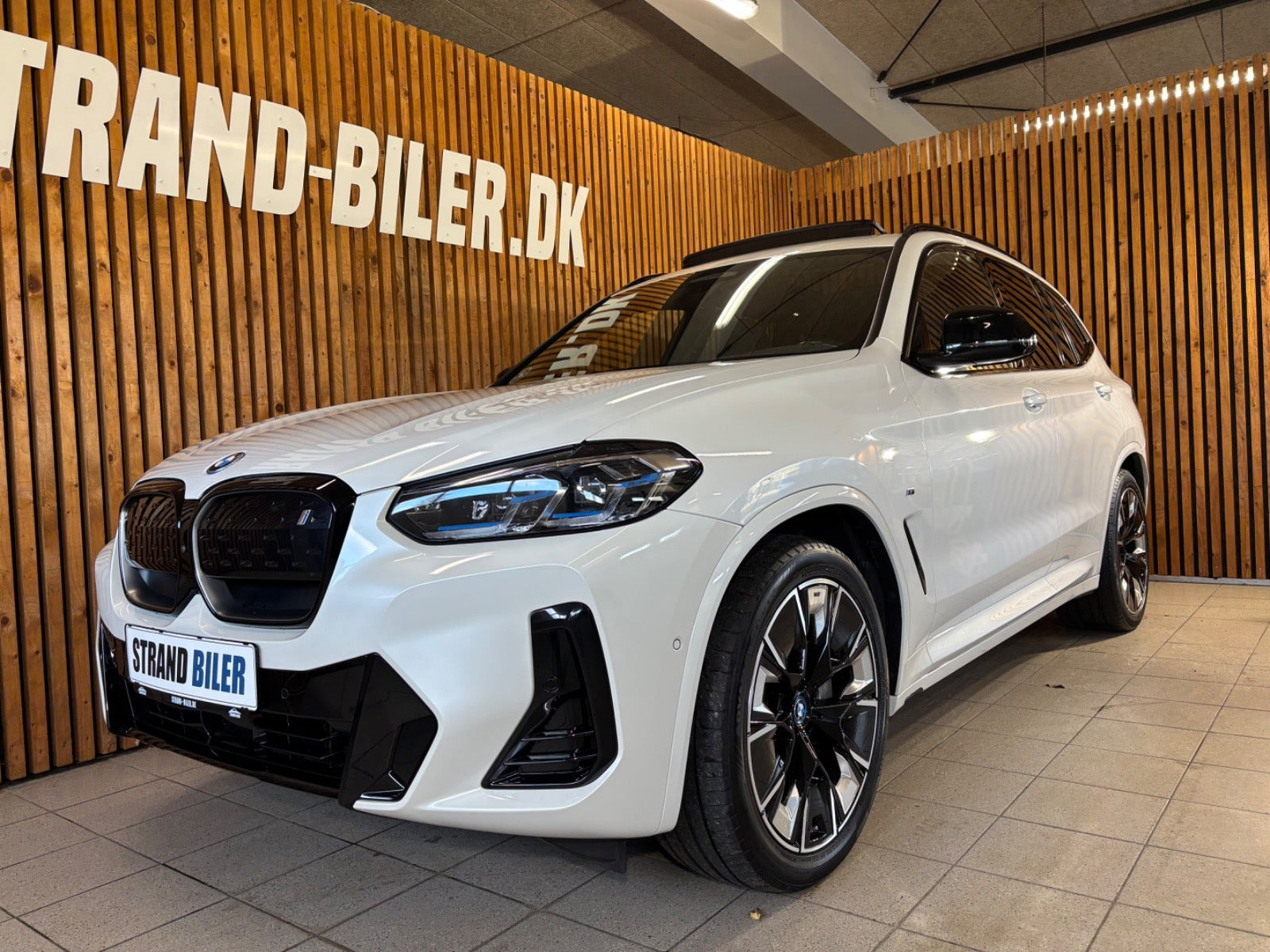 BMW iX3 Charged Plus M-Sport