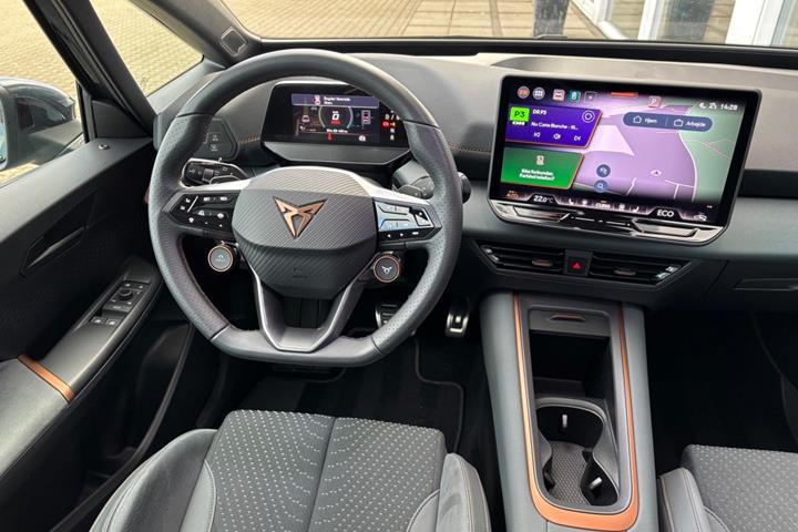 Grøn Cupra Born fra 2026
