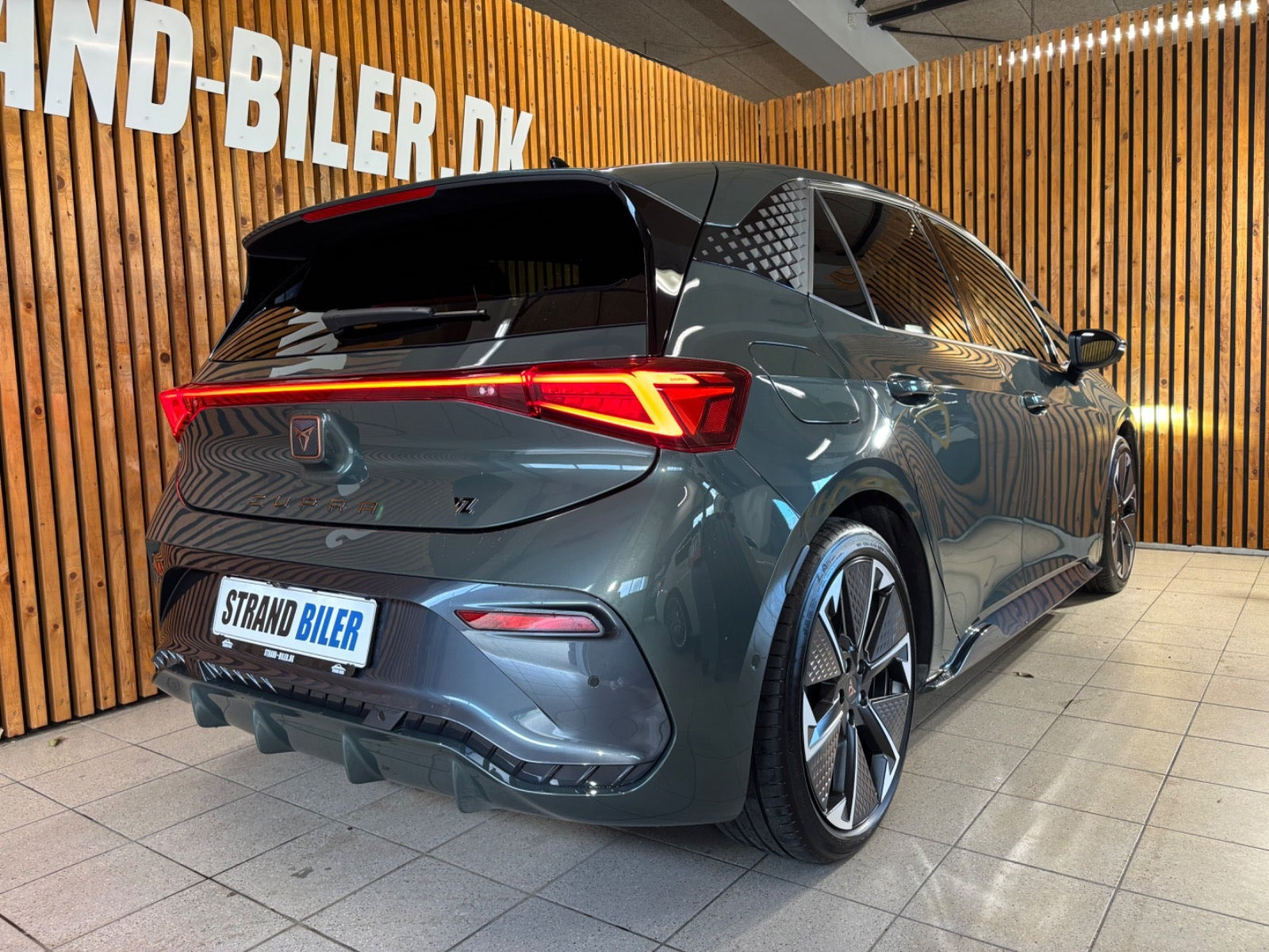 Grøn Cupra Born fra 2026