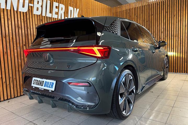 Grøn Cupra Born fra 2026