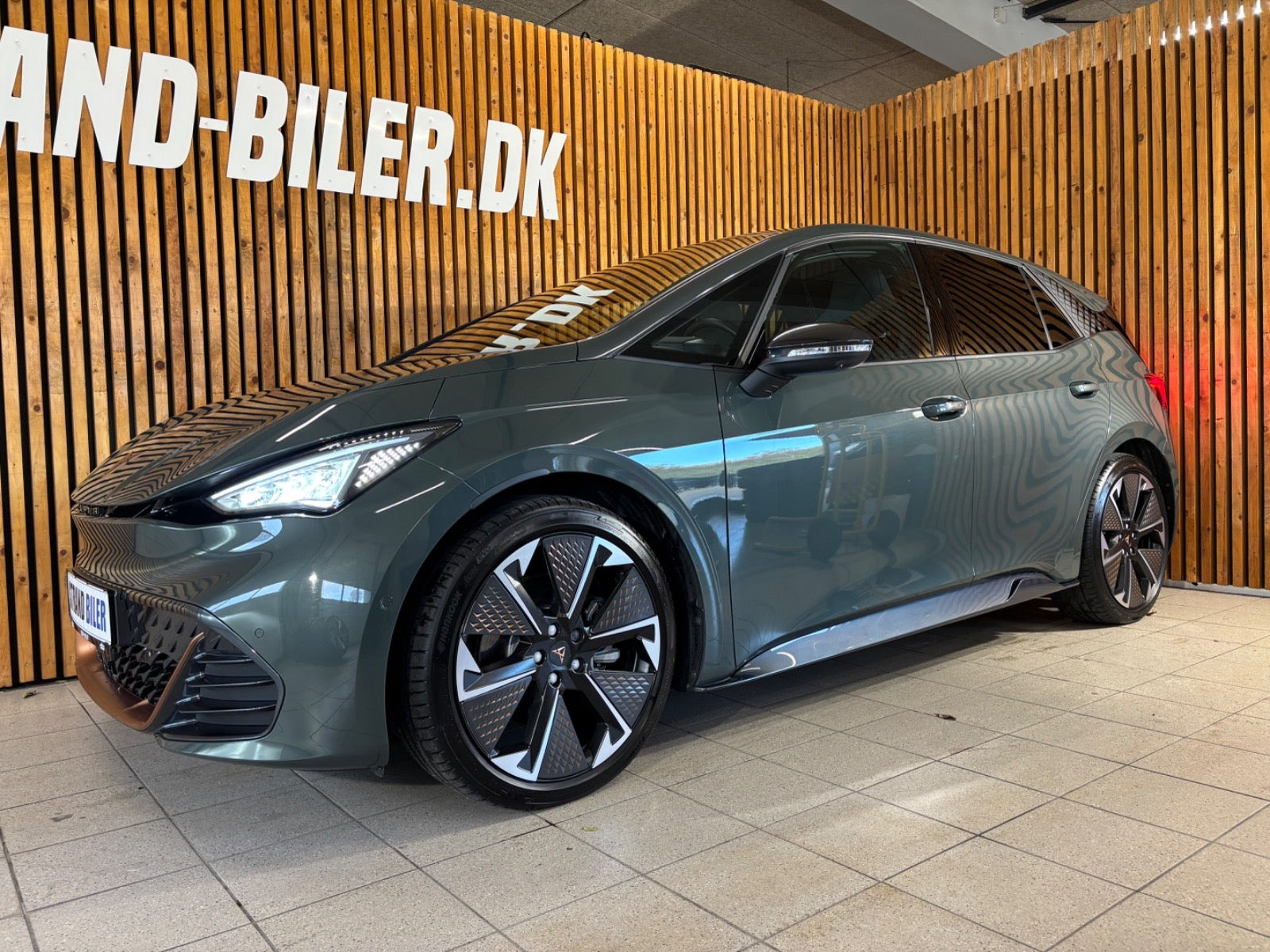Grøn Cupra Born fra 2026