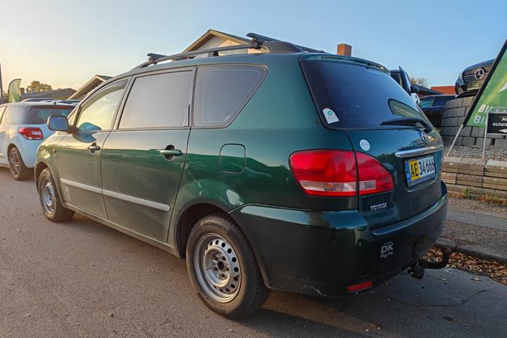undefined Toyota Sportsvan fra 2002