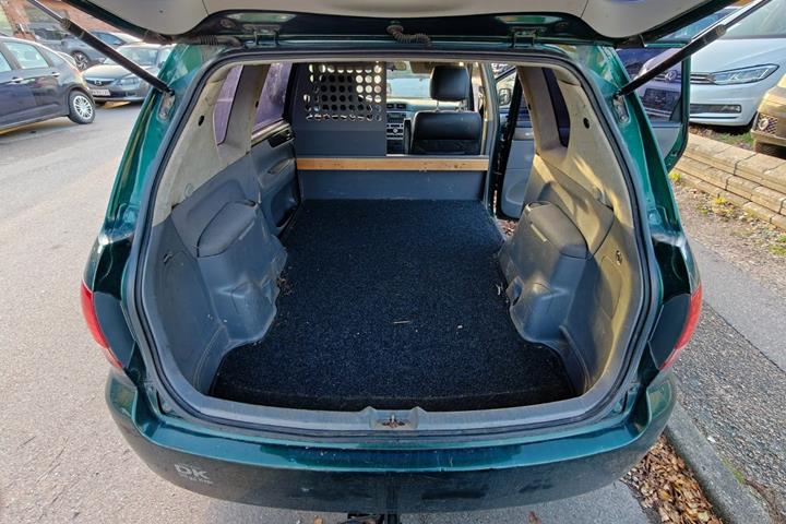 undefined Toyota Sportsvan fra 2002