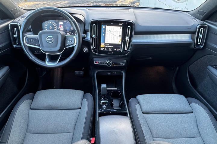 undefined Volvo XC40 fra 2023