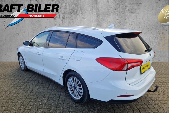 Hvid Ford Focus fra 2020