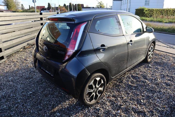 Sort Toyota Aygo fra 2015