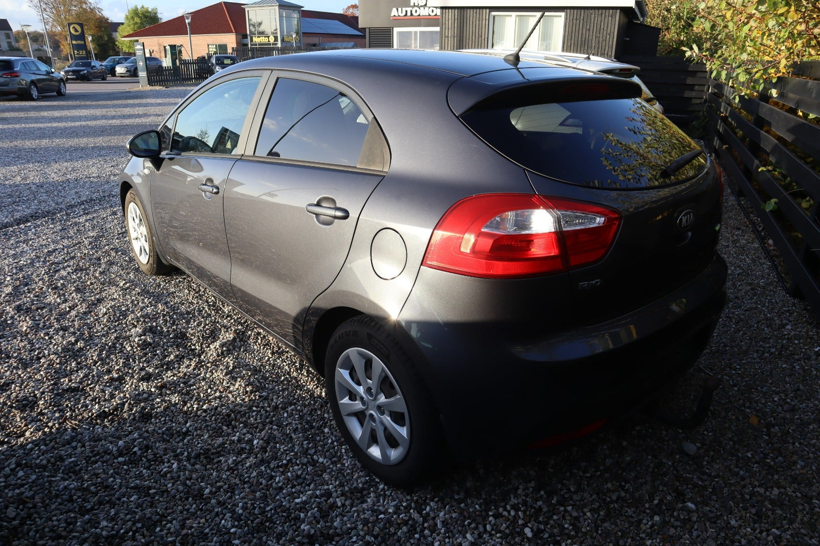 Blå Kia Rio fra 2014
