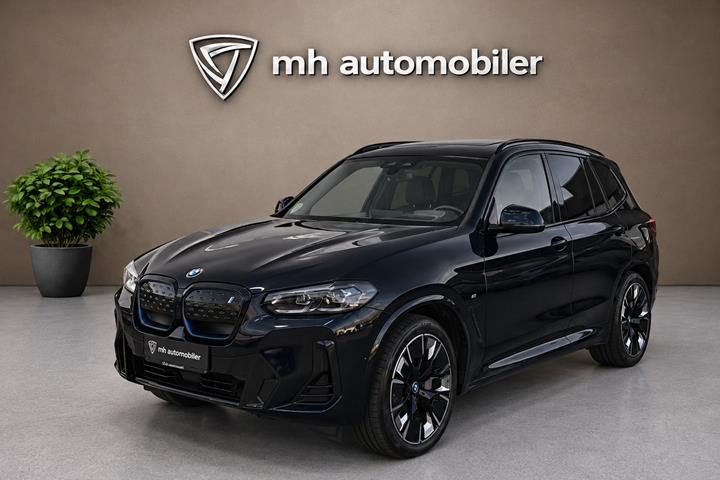 Sort BMW iX3 fra 2023
