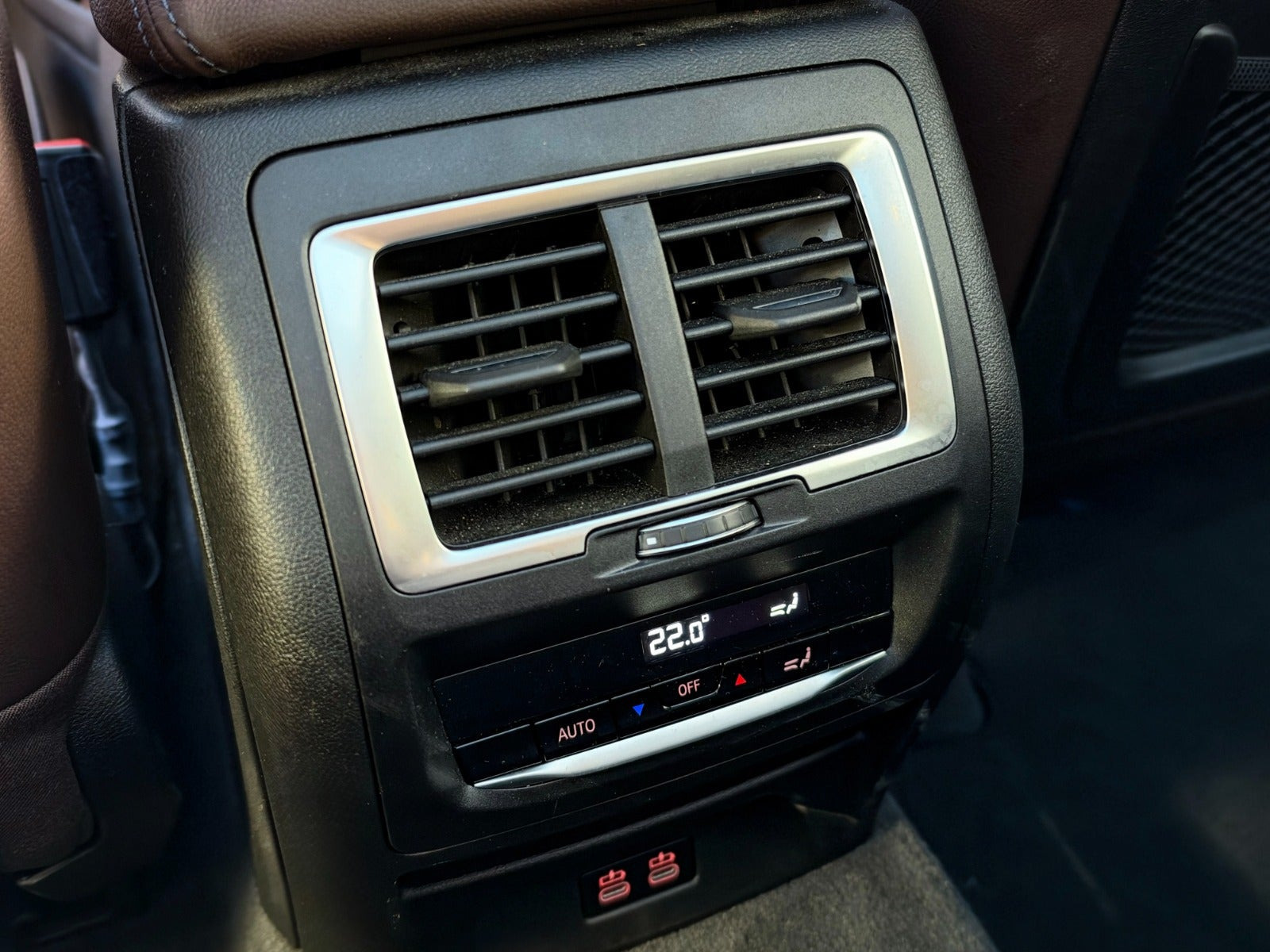 Sort BMW iX3 fra 2023