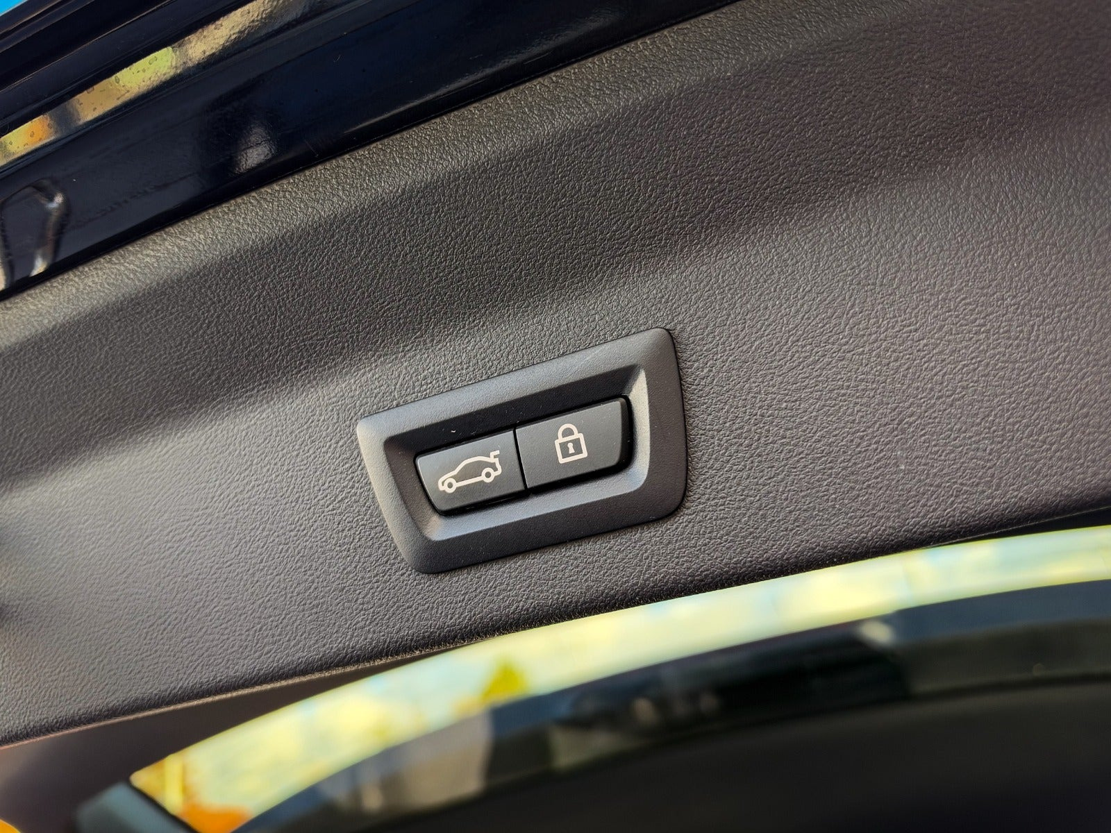 Sort BMW iX3 fra 2023