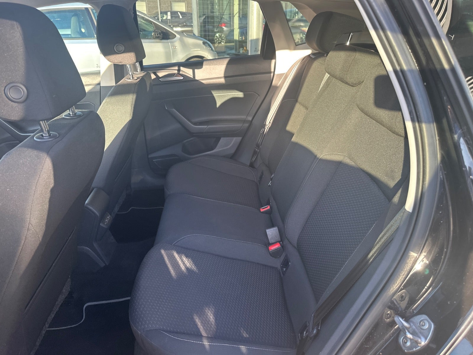 Sort VW Polo fra 2020
