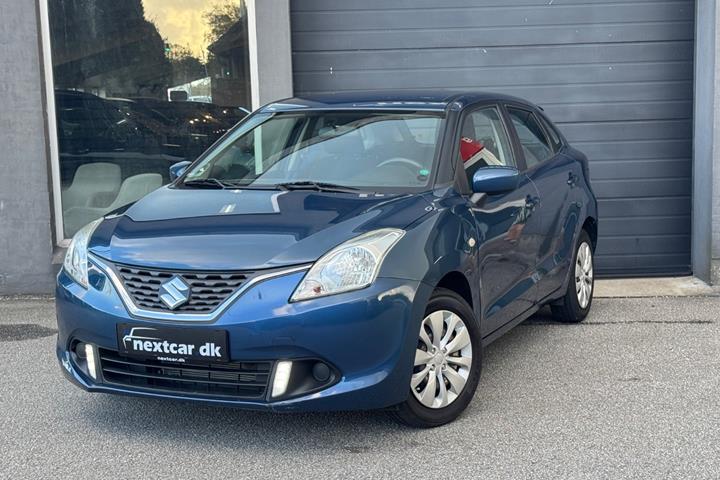 Blå Suzuki Baleno fra 2018
