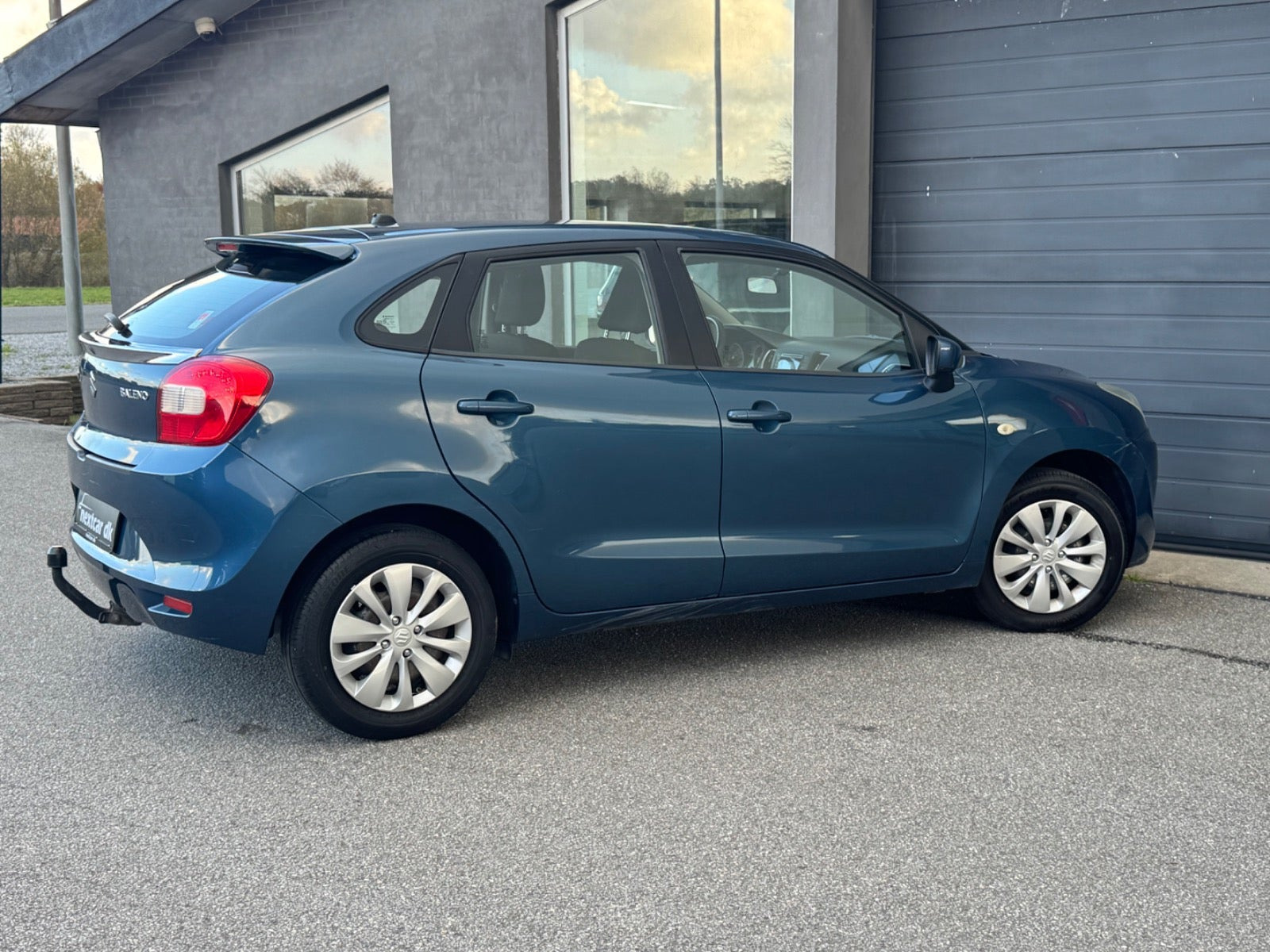 Blå Suzuki Baleno fra 2018
