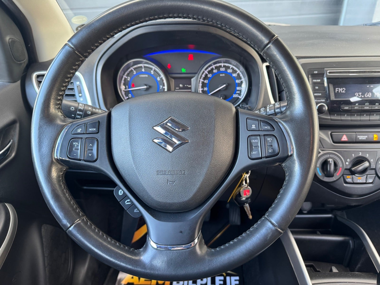 Blå Suzuki Baleno fra 2018