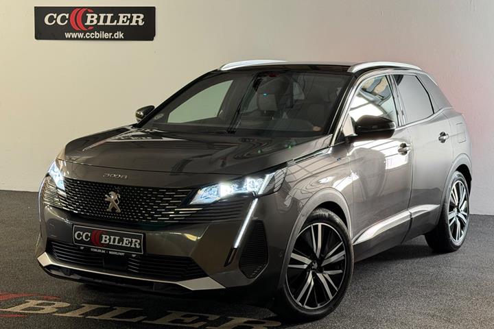 Grå Peugeot 3008 fra 2021