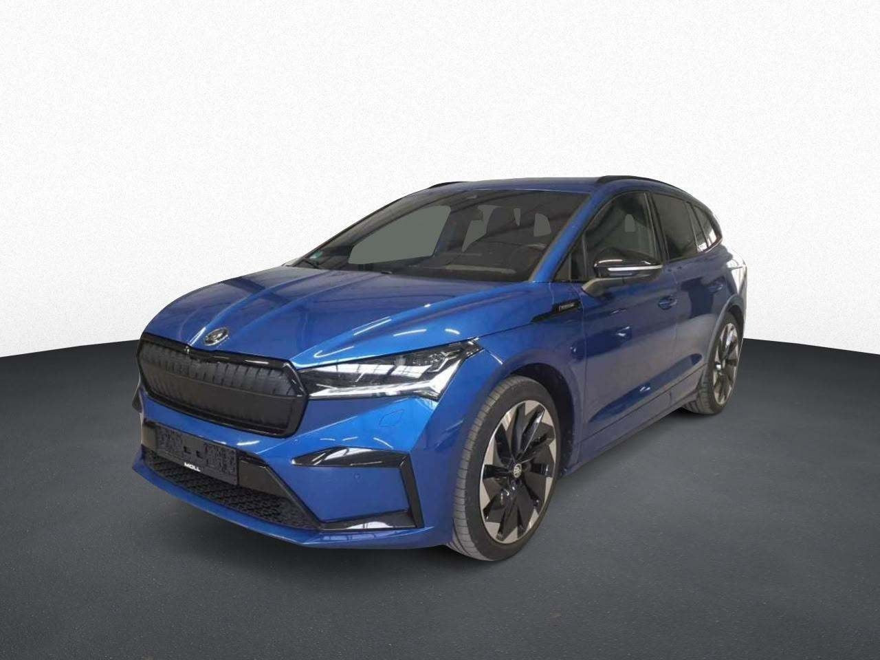 Blå Skoda Enyaq fra 2023