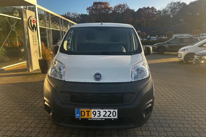 Hvid Fiat Fiorino fra 2016