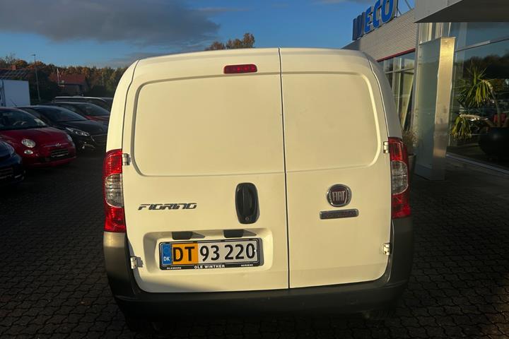 Hvid Fiat Fiorino fra 2016
