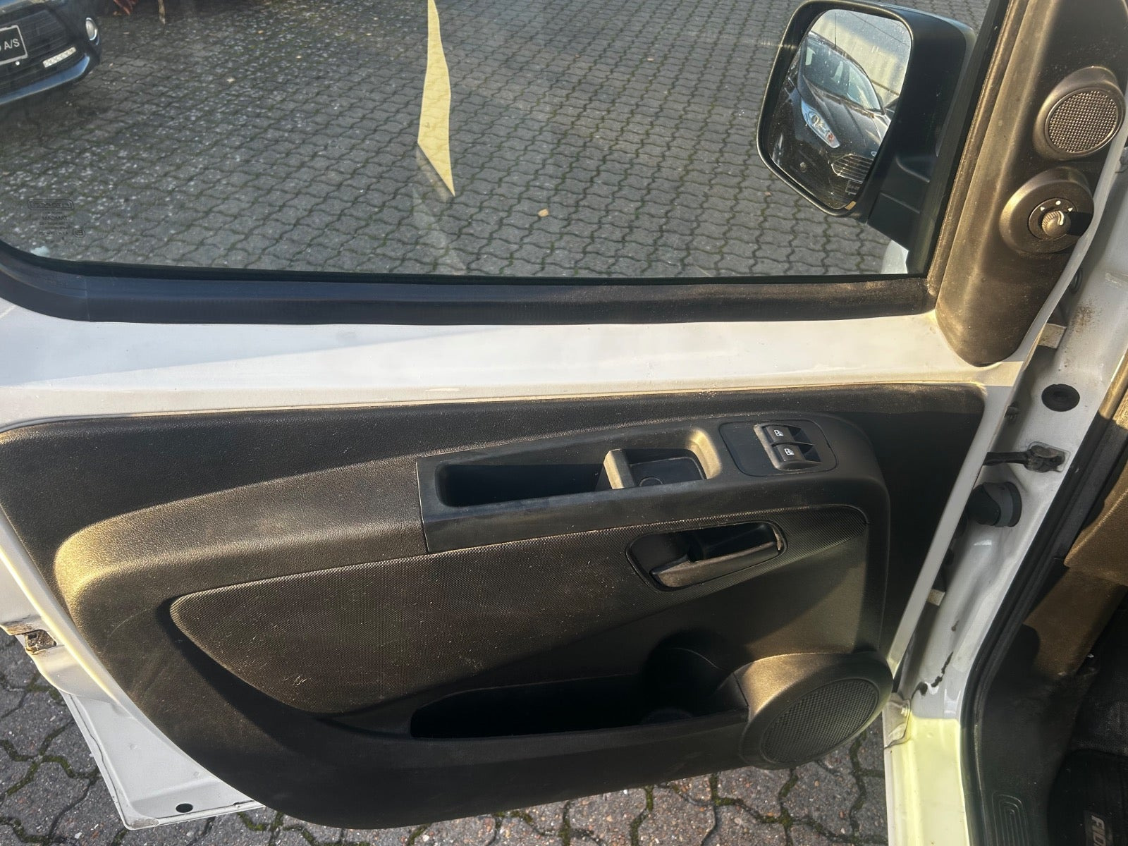 Hvid Fiat Fiorino fra 2016