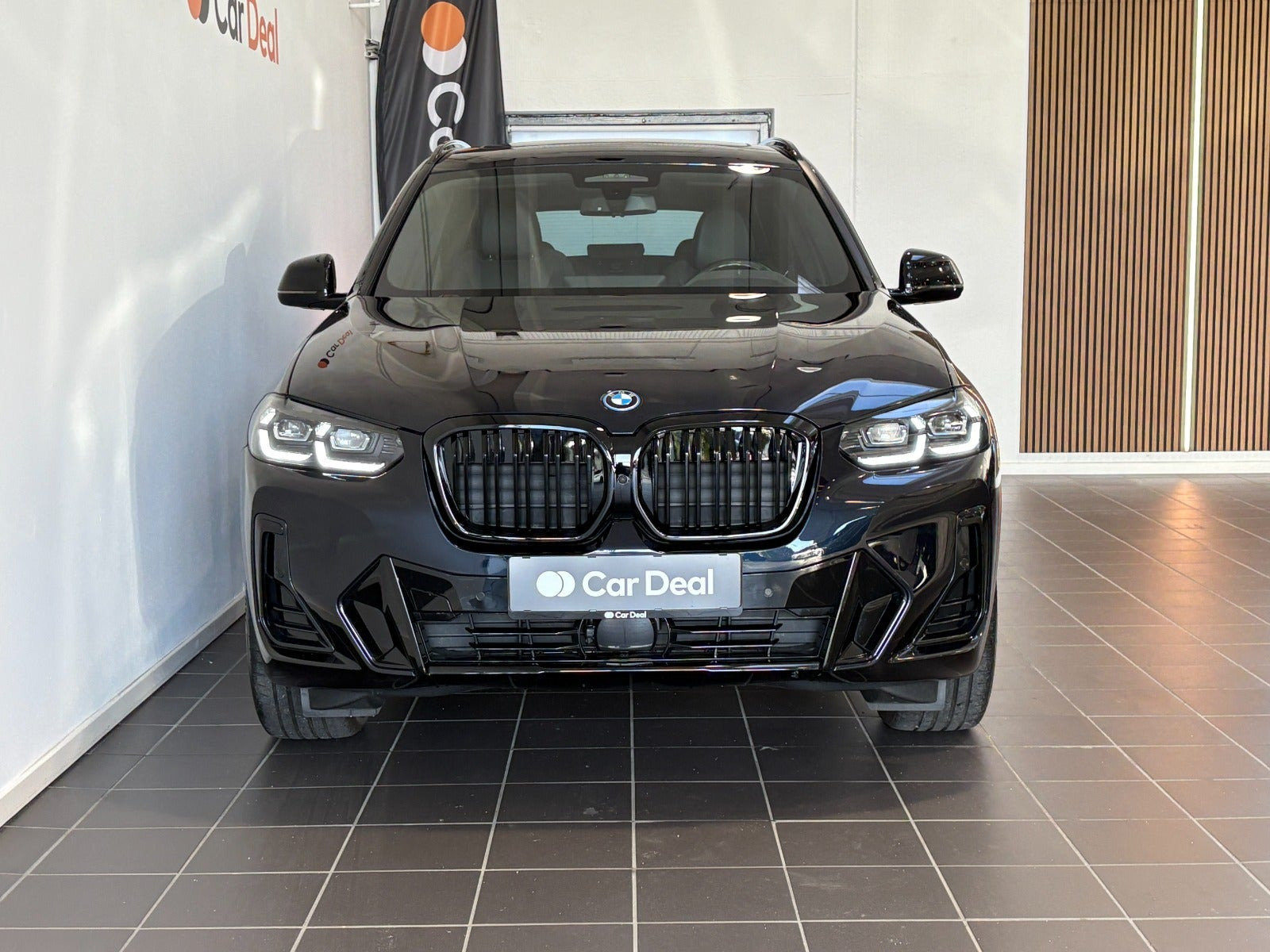 Sort BMW iX3 fra 2023
