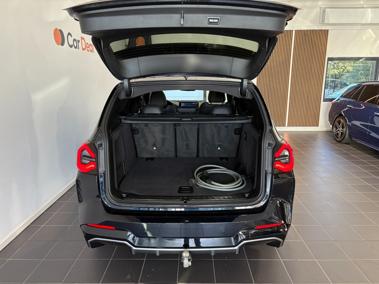 Sort BMW iX3 fra 2023