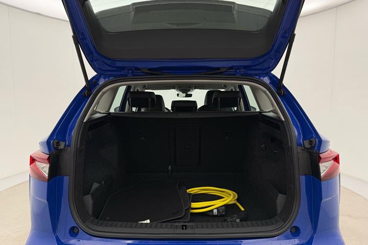 Blå Skoda Enyaq fra 2023
