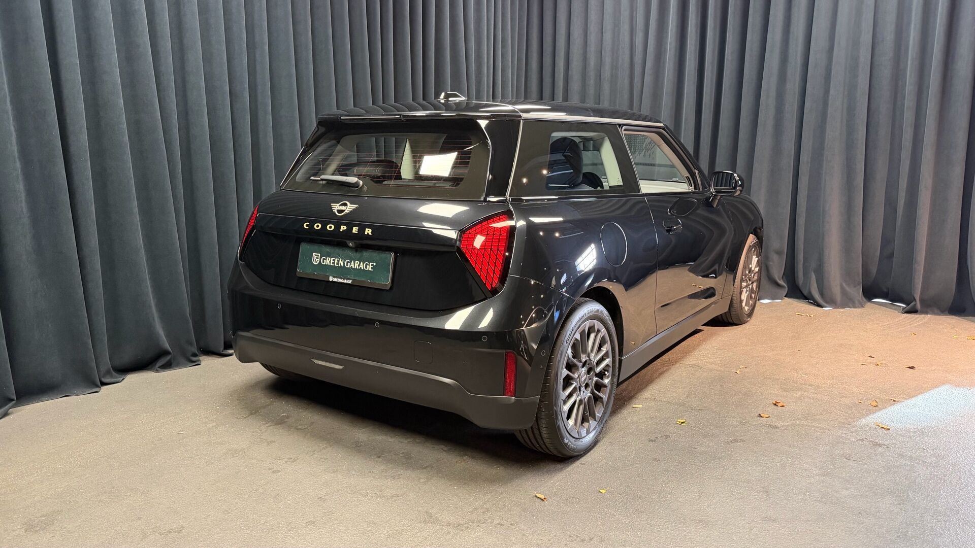 Sort Mini Cooper fra 2024
