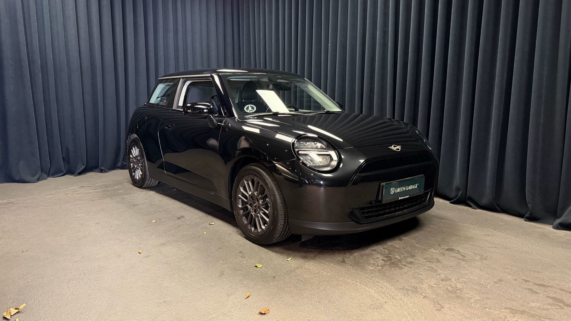 Mini Cooper E EL Essential Trim Option Level XS 184HK 3d Aut.