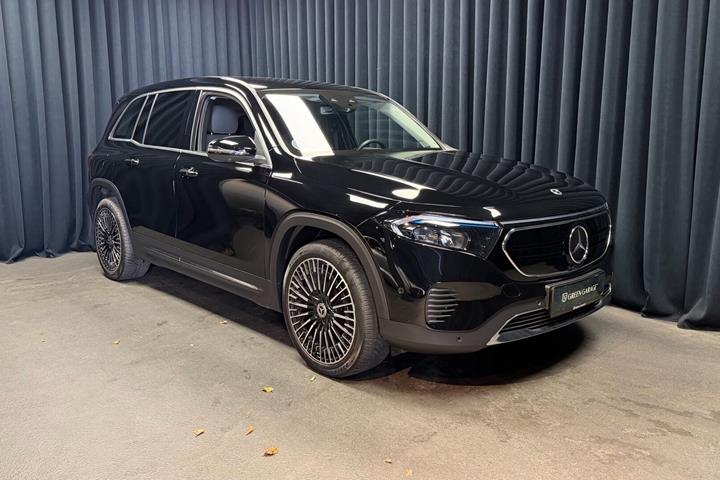 Sort Mercedes EQB250+ fra 2023