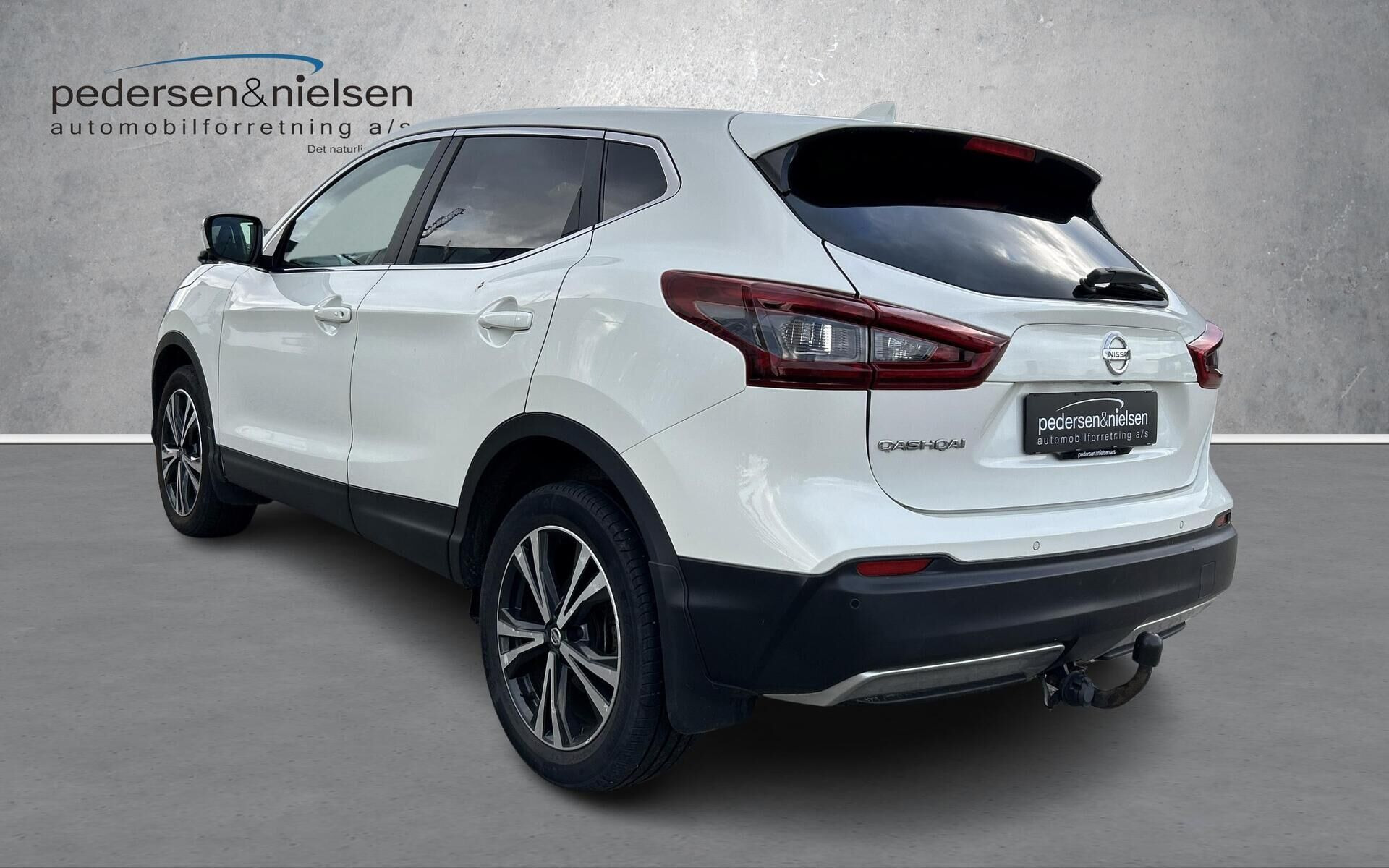 Hvid Nissan Qashqai fra 2020