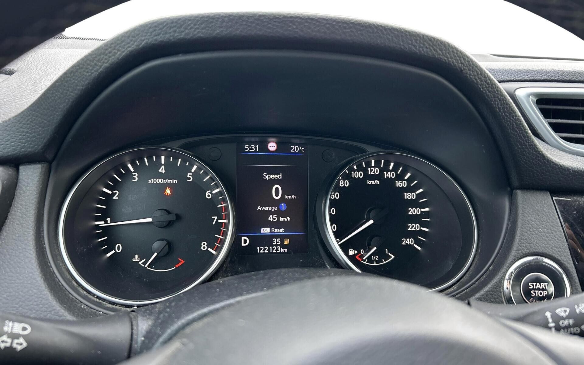 Hvid Nissan Qashqai fra 2020