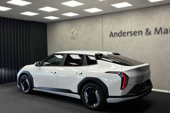 Hvid Kia EV4 fra 2026