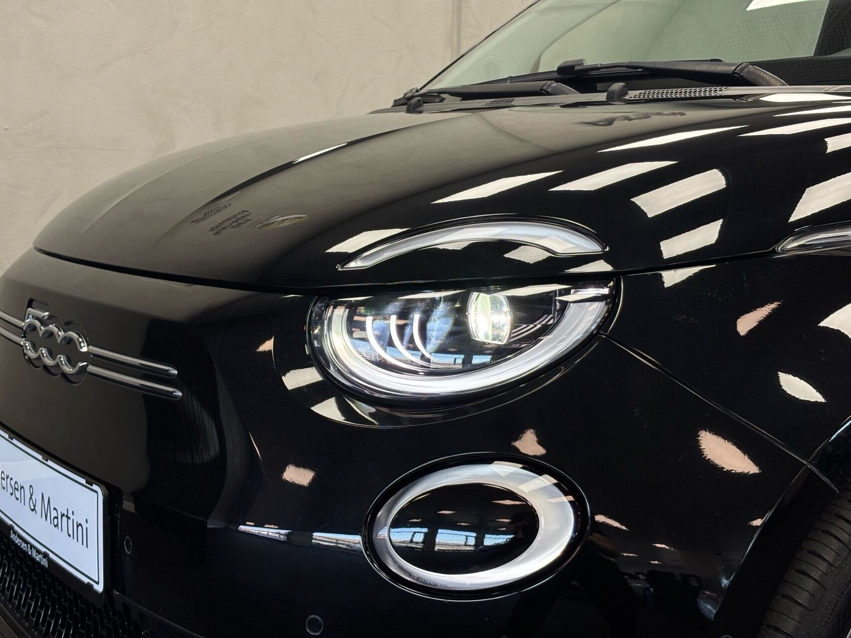 Sort Fiat 500e fra 2023