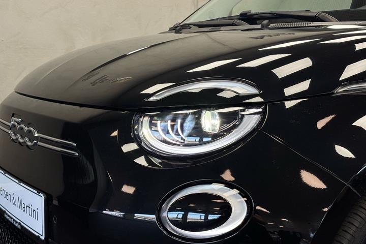 Sort Fiat 500e fra 2023