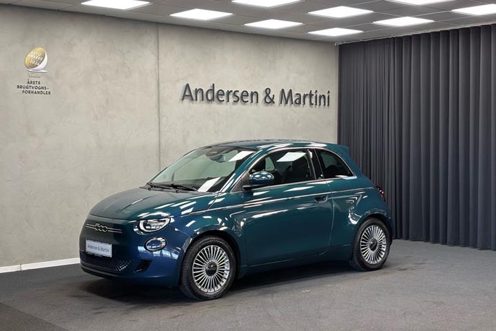 Grøn Fiat 500e fra 2023