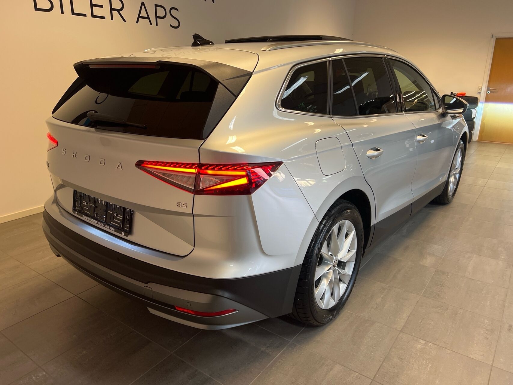 Sølv Skoda Enyaq fra 2025