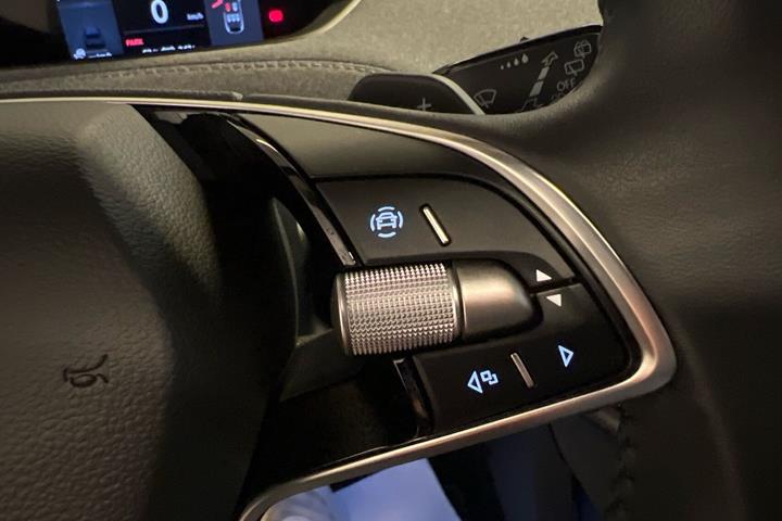 Sølv Skoda Enyaq fra 2025