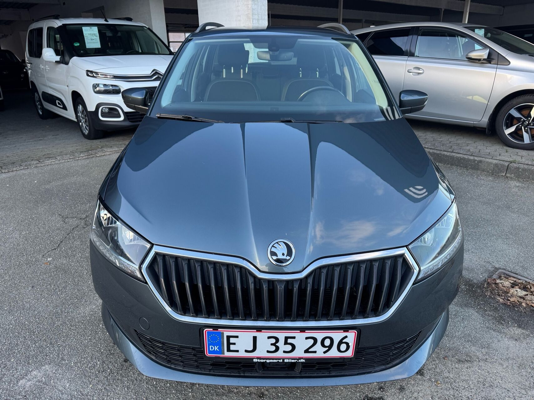 Blå Skoda Fabia fra 2020