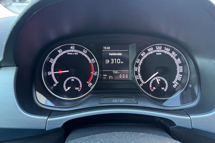 Blå Skoda Fabia fra 2020