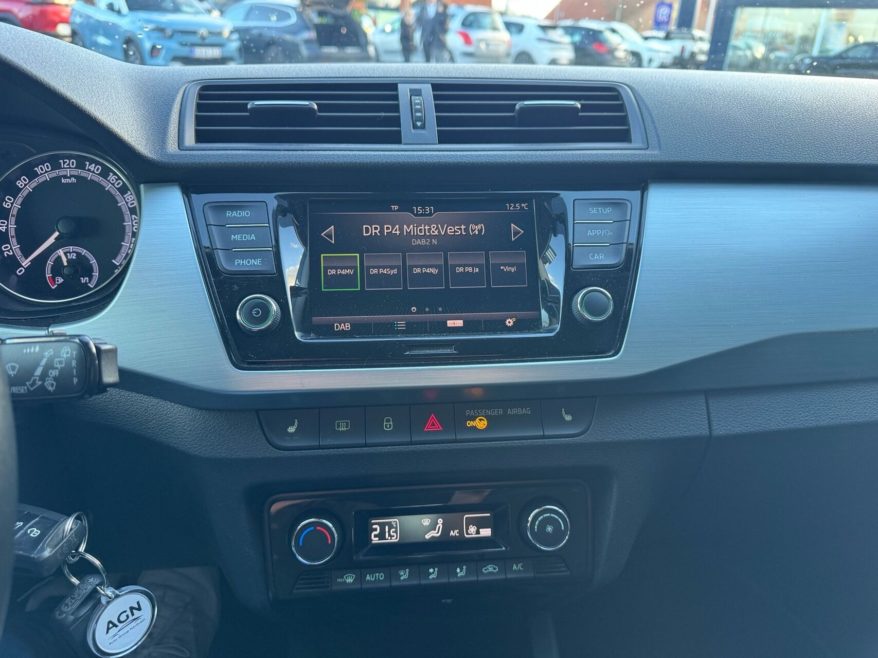 Blå Skoda Fabia fra 2020