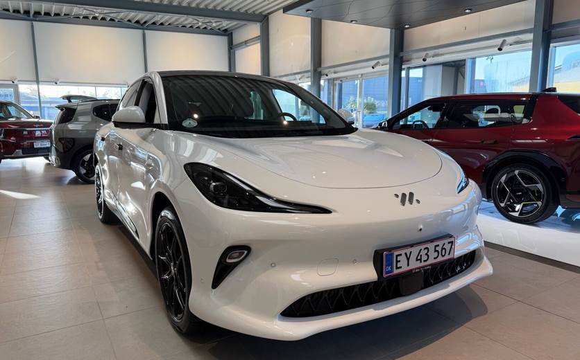 MG IM6 EL Performance AWD 752HK 5d Aut.